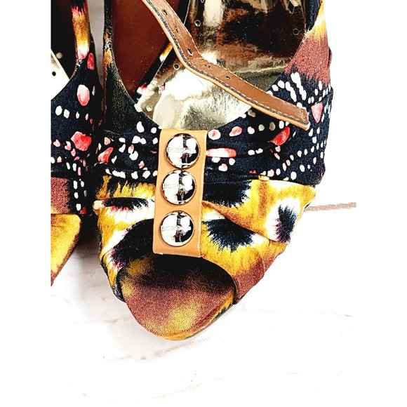 BCB Girls Studded Felt Multicolored High Heel 8B/38 Woman Shoe - Picture 13 of 16